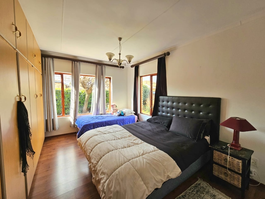 3 Bedroom Property for Sale in Grimbeeck Park North West